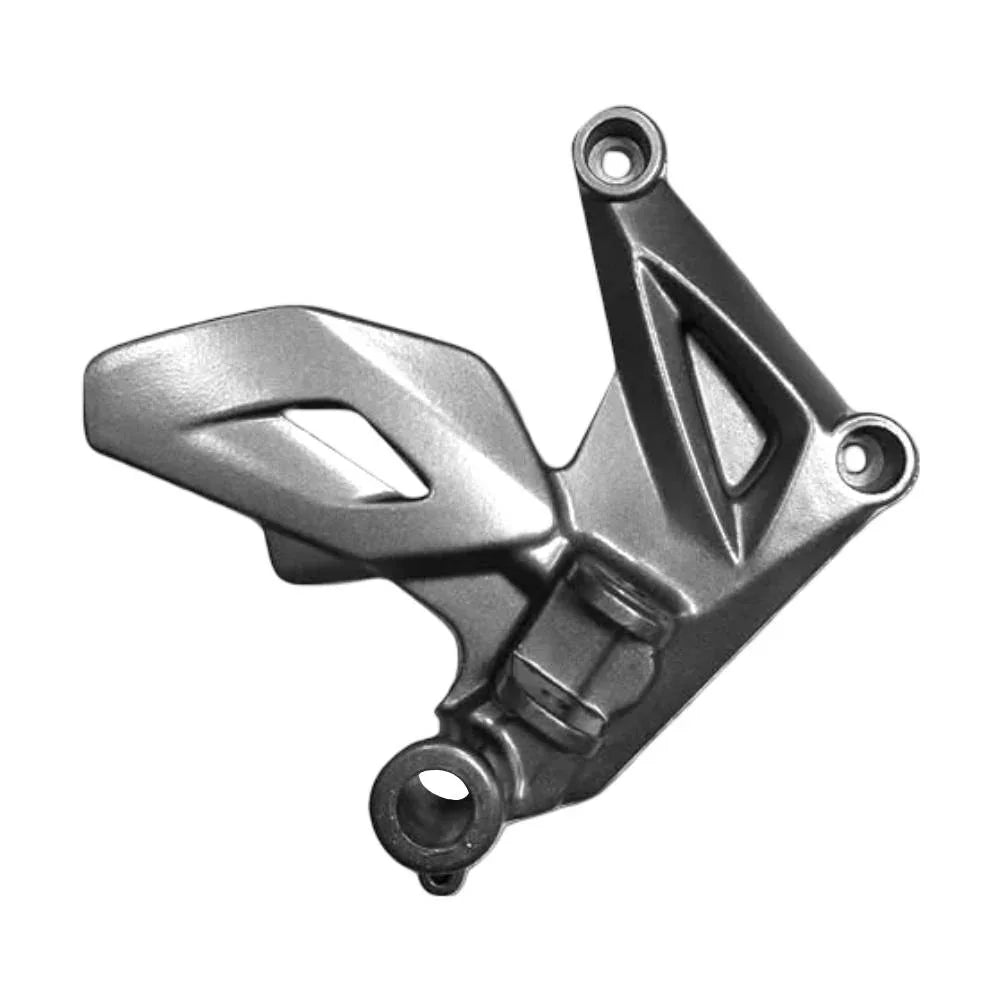 Soporte de Posapie Delantero Derecho Pulsar 160NS Bajaj Original - BAJAJ - refacciones, llantas y aceites para moto