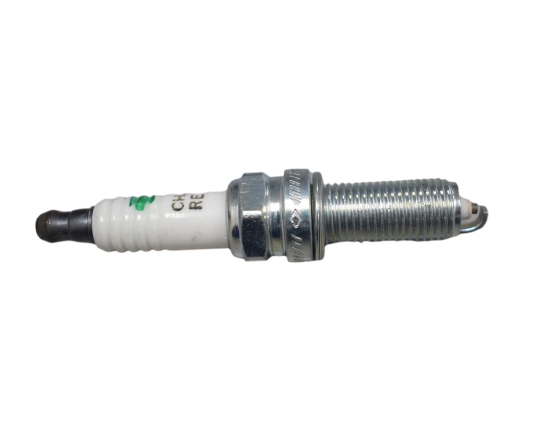 Bujia (Central) Pulsar 200 NS BSIV - (Izquierda) Pulsar N-250 - (Derecha) Dominar 250 Bajaj Original - BAJAJ - refacciones, llantas y aceites para moto